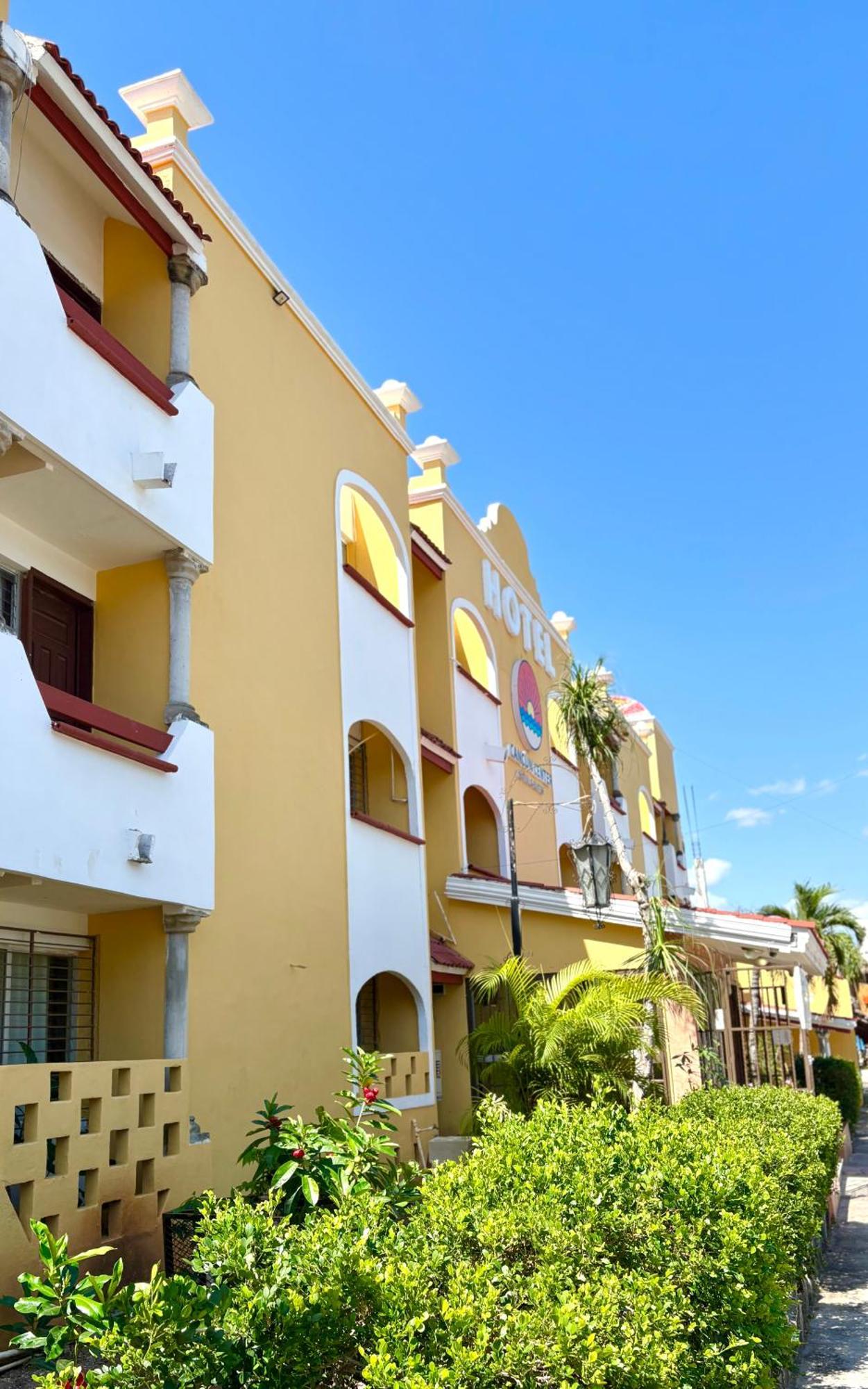 Suites Cancun Center Exterior photo